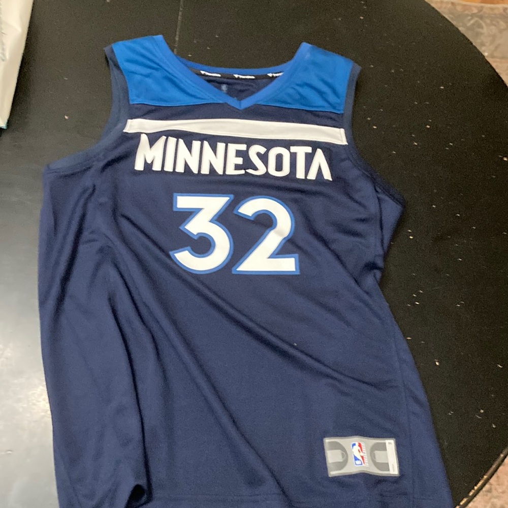 Karl Anthony Towns Jersey size M
